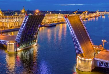 Внутренний туризм в России в 2025 году вырос до 1,4 трлн ₽