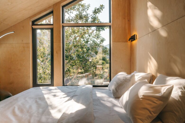 Как построить отель мечты без опыта и инфраструктуры: история алтайского проекта YÜTA